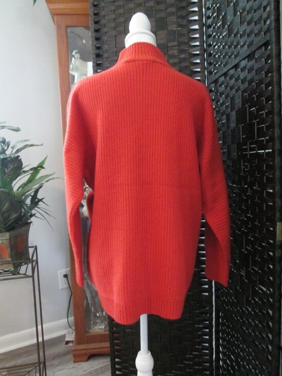 Elie Tahari “Monarch” 100% Cashmere Sweater – Size XL – NWT – Retail $425